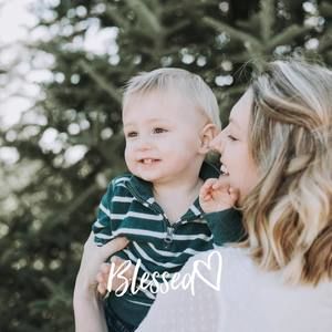 Meet your Posher, Leah